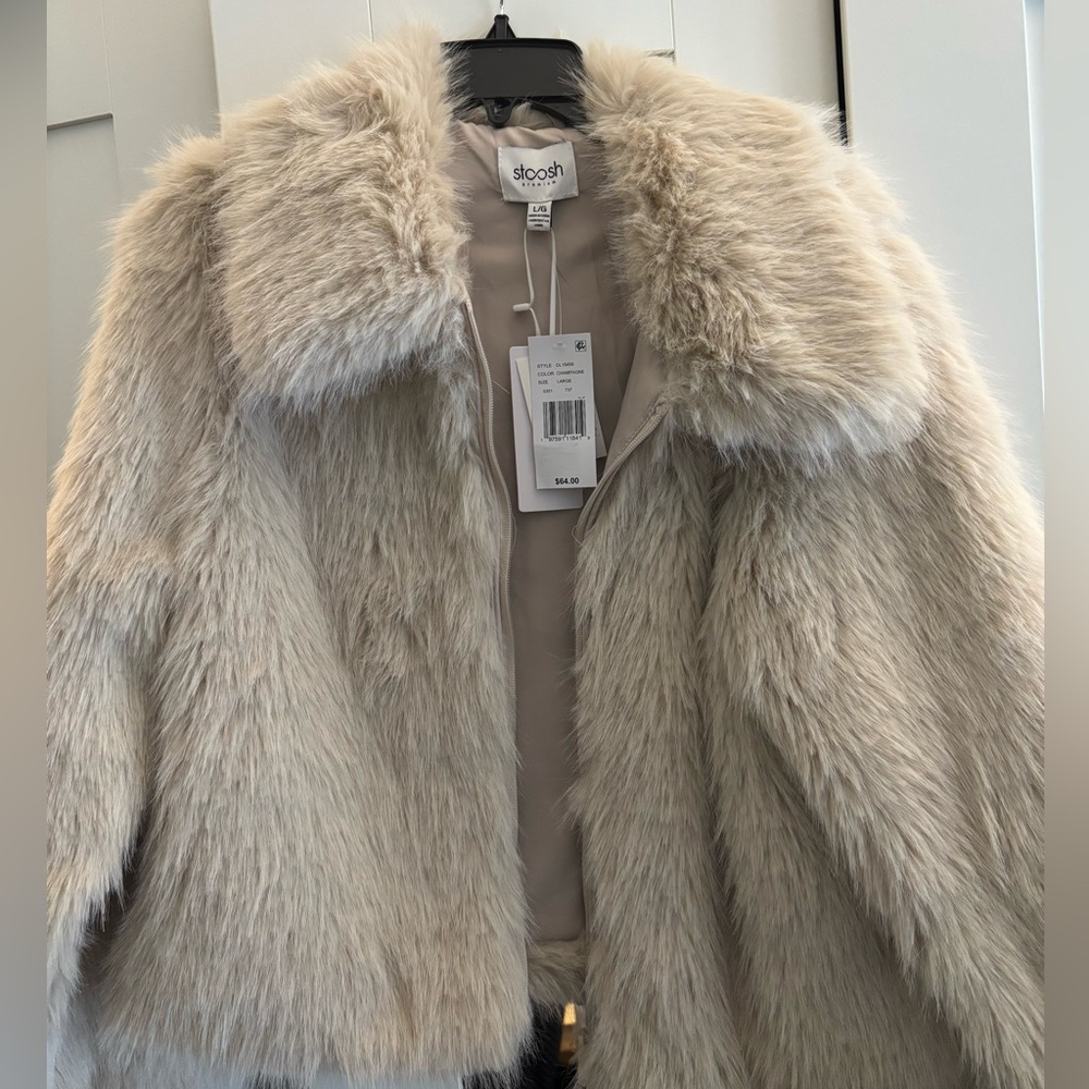Women's Juniors Faux Fur Coat - Cream short